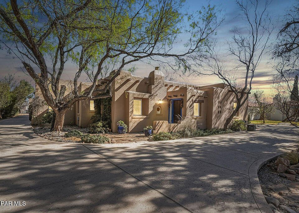 1st image of 300 Rosemont Dr