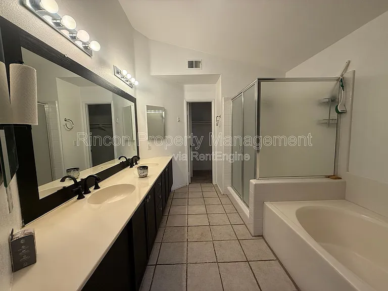 1220 Nautical Way — Photo 9