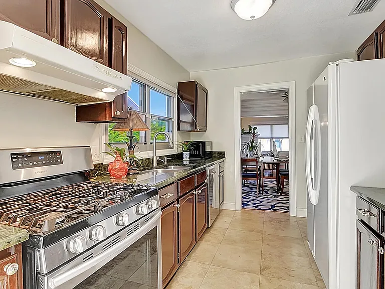 416 El Prado — Photo 27