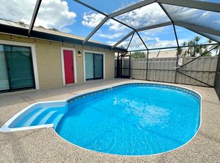 5521 Eagle Lake Dr, Palm Beach Gardens, FL 33418