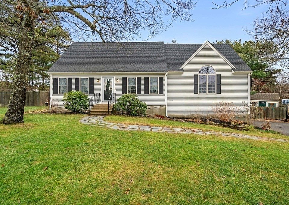 1st image of 2 Arthur Cir