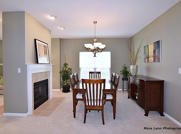 5th image of 39W352 Baker Dr #1