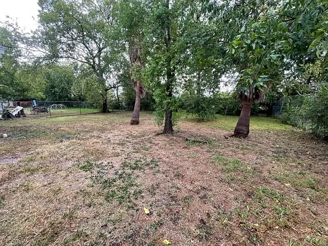 5106 Carelin Dr — Photo 26