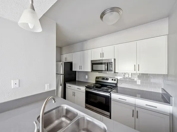 Avondale Parc @ Bellmar