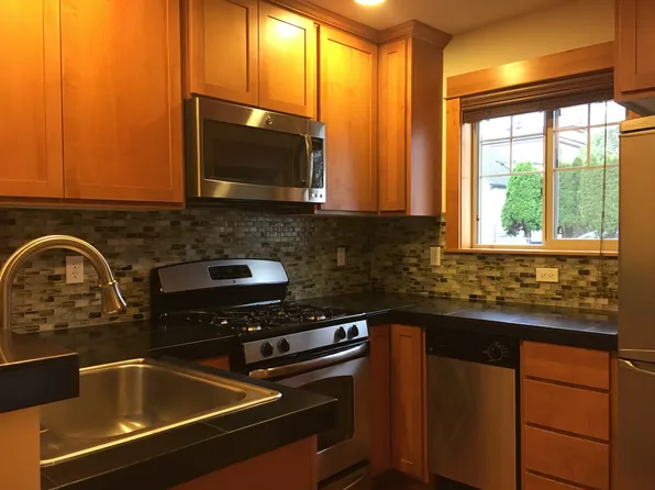 2109 15th Ave S APT B, Seattle, WA 98144