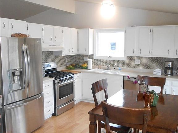 4th image of 8223 Miller Ln