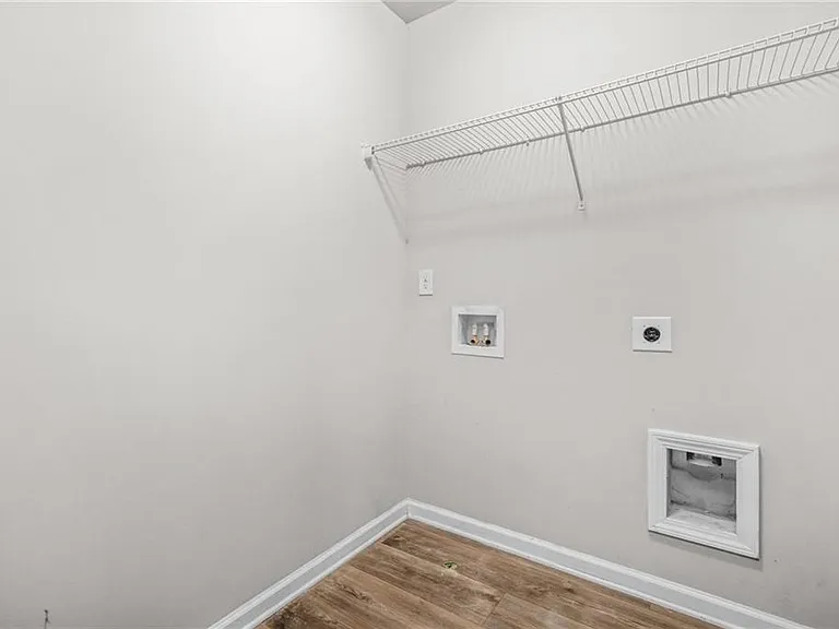 3181 Meadowstone Ln SW — Photo 25