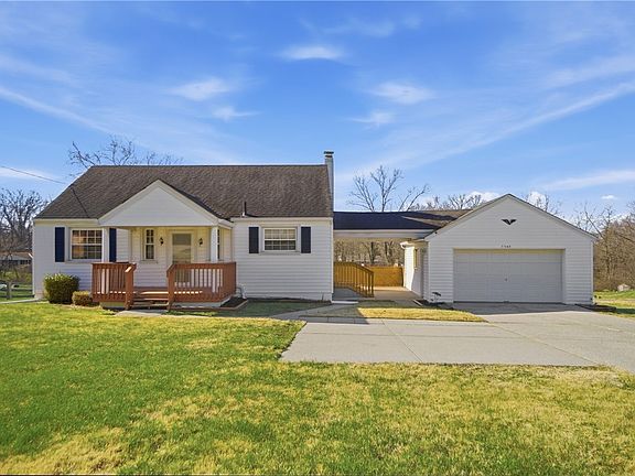 2nd image of 7569 W Chester Rd