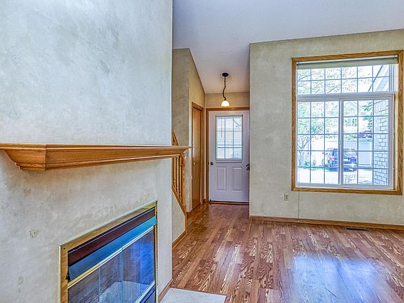 5th image of 15337 Greenhaven Ln APT 103