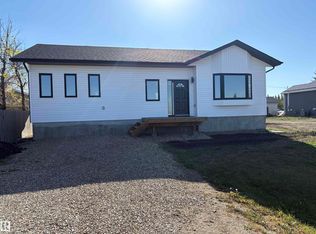 4505 53rd Ave, Mannville, AB T0B2W0