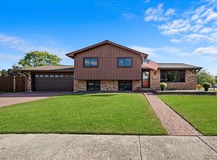 8859 170th St, Orland Hills, IL 60487