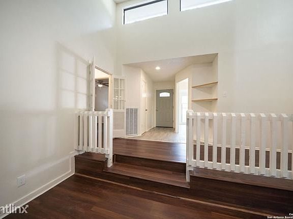 5th image of 8738R Timberwilde St