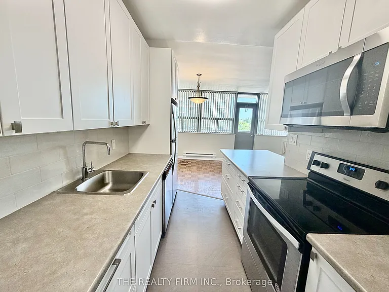 1209 Richmond St #703 — Photo 5