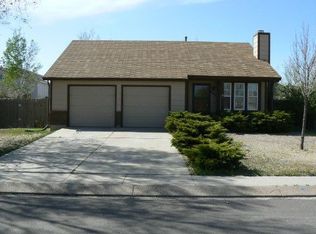 942 Rancher Dr, Fountain, CO 80817