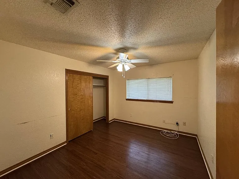 2740 Maple Tree Rd — Photo 4