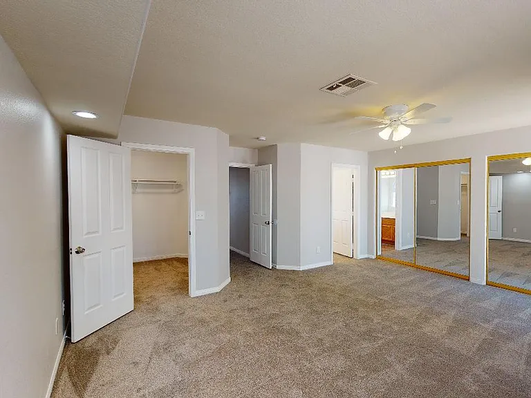 2570 Quail Wood Ct — Photo 27