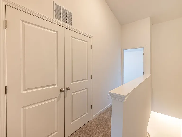 1365 Darlington Dr — Photo 10