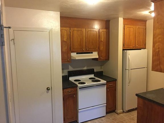 4th image of 1437 Kingston Ave