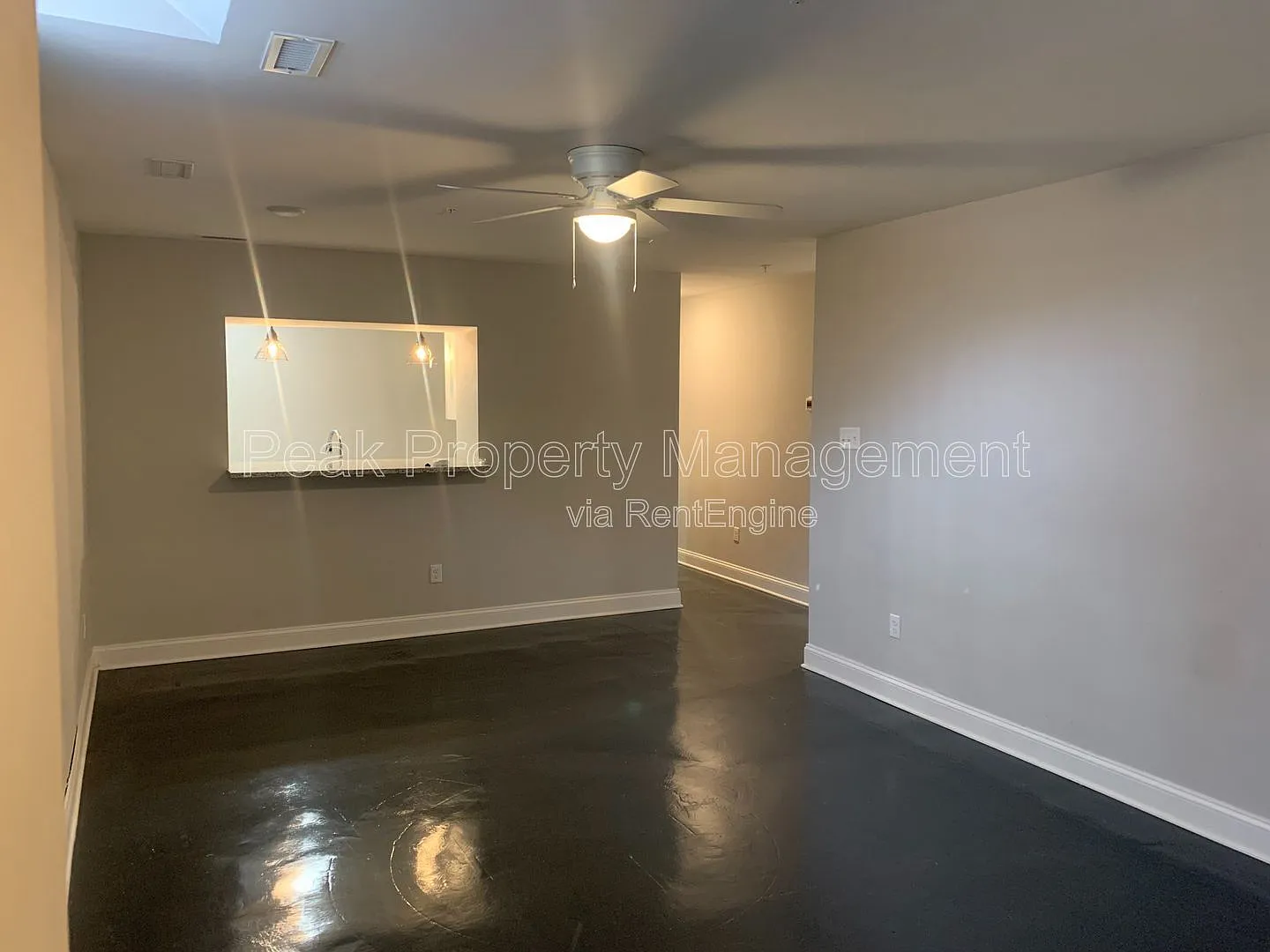2 bed, 2.0 bath, 1250 sqft, $1,499 — Photo 2