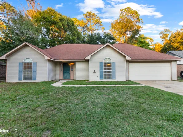 7020 Red Bud Ln, Ocean Springs, MS 39564