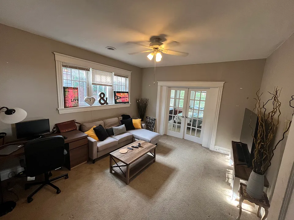 6024 Washington Blvd #2S