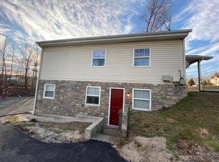 17746 Possum Point Rd #B, Dumfries, VA 22026