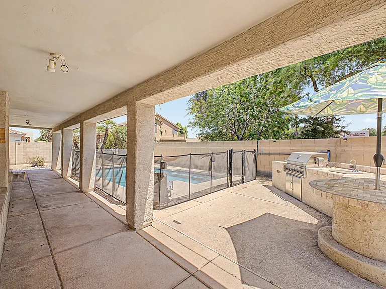 6647 W Tonopah Dr — Photo 16