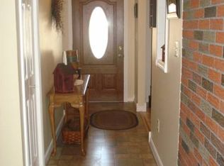 45 Robinson Gdns, Lewiston, ME 04240