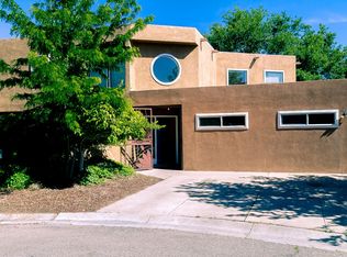 2025 Dartmouth Dr NE, Albuquerque, NM 87106