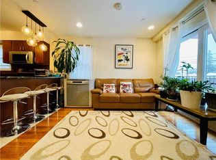 40-38 194th St #3A, Flushing, NY 11358