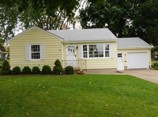 929 Sullivan Dr, Belvidere, IL 61008