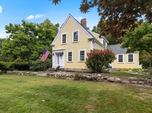 328 Summer St, Norwell, MA 02061