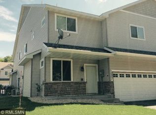 1285 County Road D Cir UNIT B, Saint Paul, MN 55109