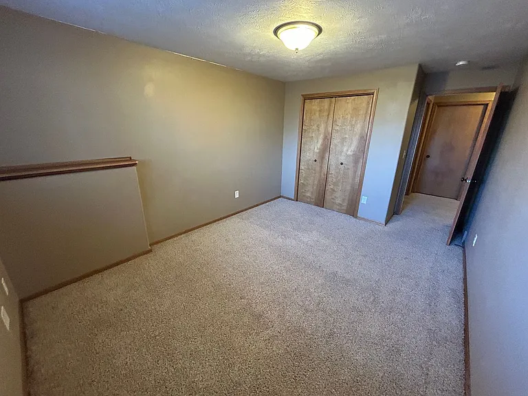 5706 W 58th St — Photo 24