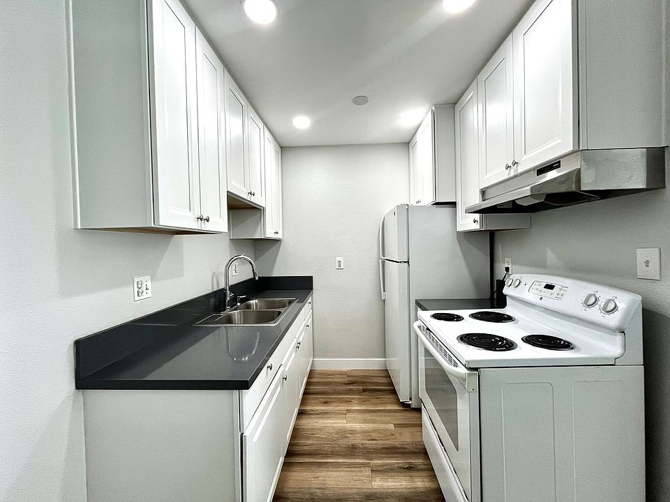 1st image of 1818 C Ave #D