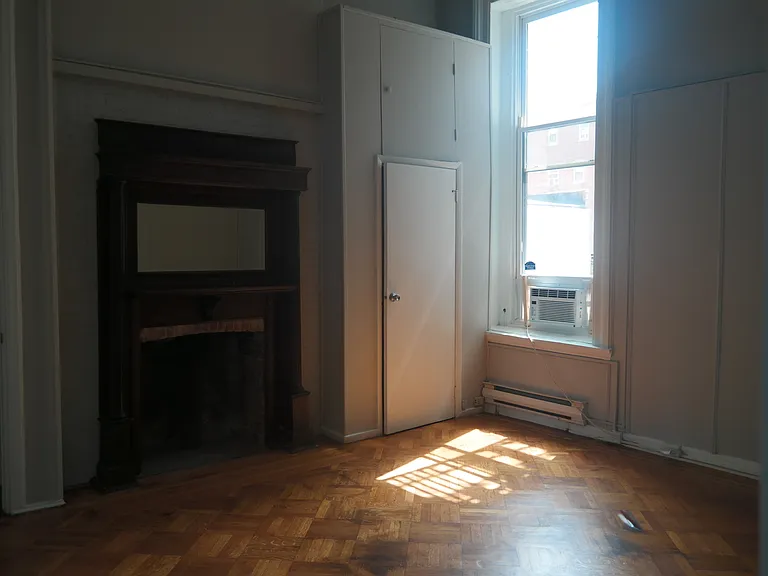 For Rent: Urban Luxury at 914 N. Charles St Your City Lifestyle Awaits! — Photo 44