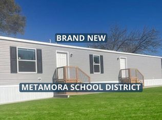 103 Hollyhock Ln #65R, Metamora, IL 61548