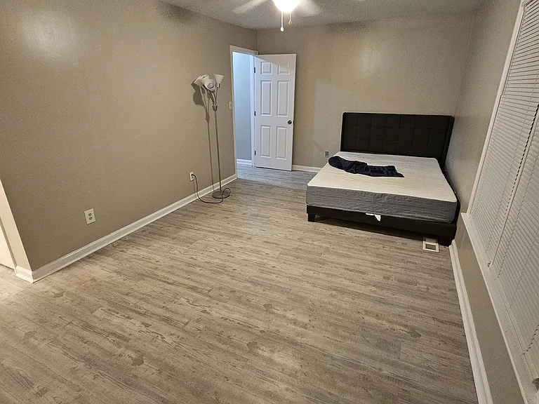 529 Pine Tops Ct — Photo 8