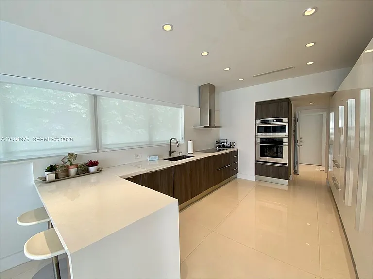 265 N Shore Dr — Photo 12
