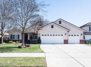 3834 N Fulgham Ct, Visalia, CA 93291