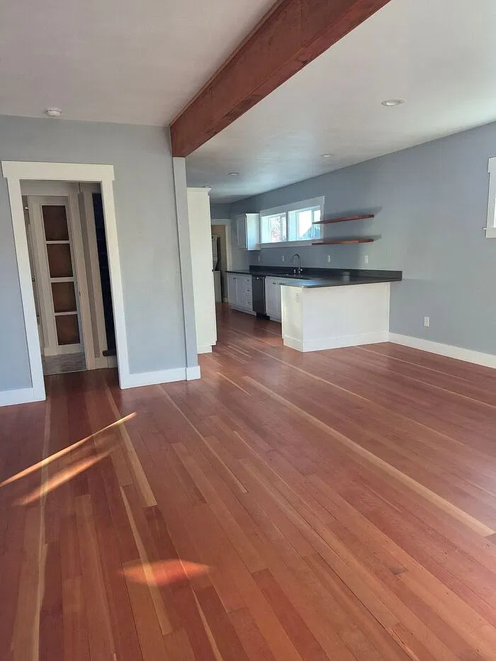 3 bed, 1.5 bath, 1500 sqft, $2,500 — Photo 4