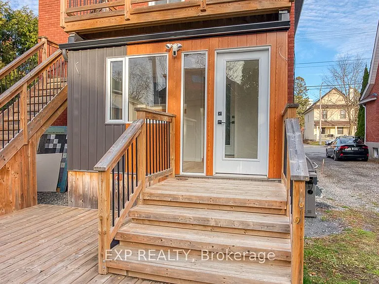 448 Holland Ave — Photo 40