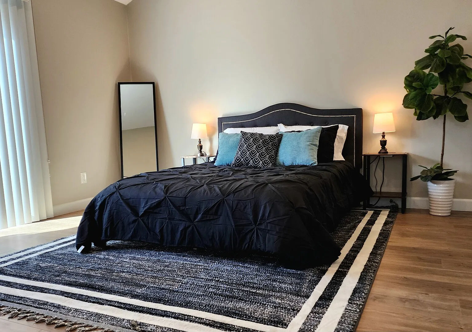 Hacienda Haven - Spacious Bliss for Families &Pets — Photo 2