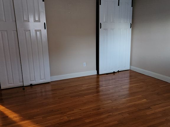 5th image of 1-42 Virginia Dr #A
