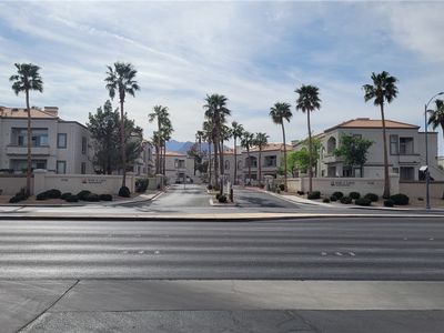 3150 Soft Breezes Dr APT 1008, Las Vegas, NV, 89128