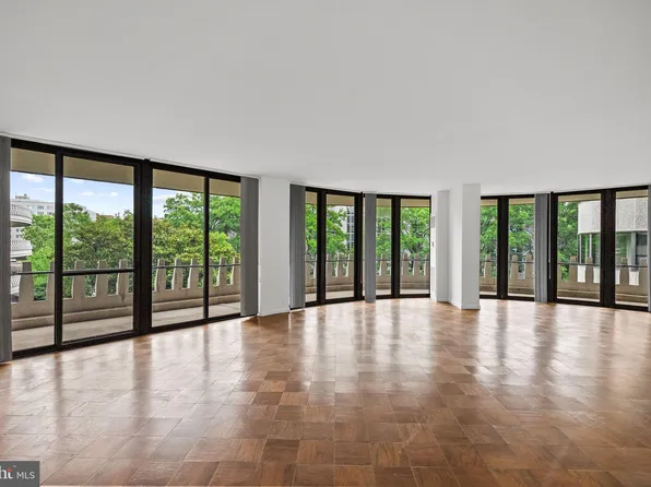 700 New Hampshire Ave NW #617, Washington, DC 20037