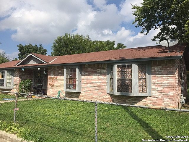 1st image of 611 SAN PATRICIO ST