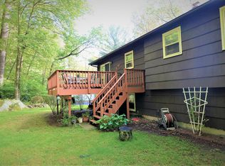 16 Ladd Rd, Ellington, CT 06029