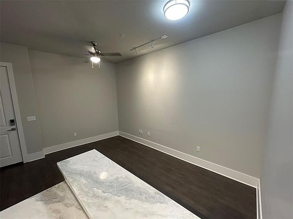 5th image of 2727 Houston Ave #208