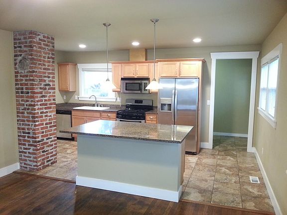 3rd image of 4510 Fawcett Ave